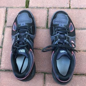 Wilson Men’s Leather  Sneakers Size 11